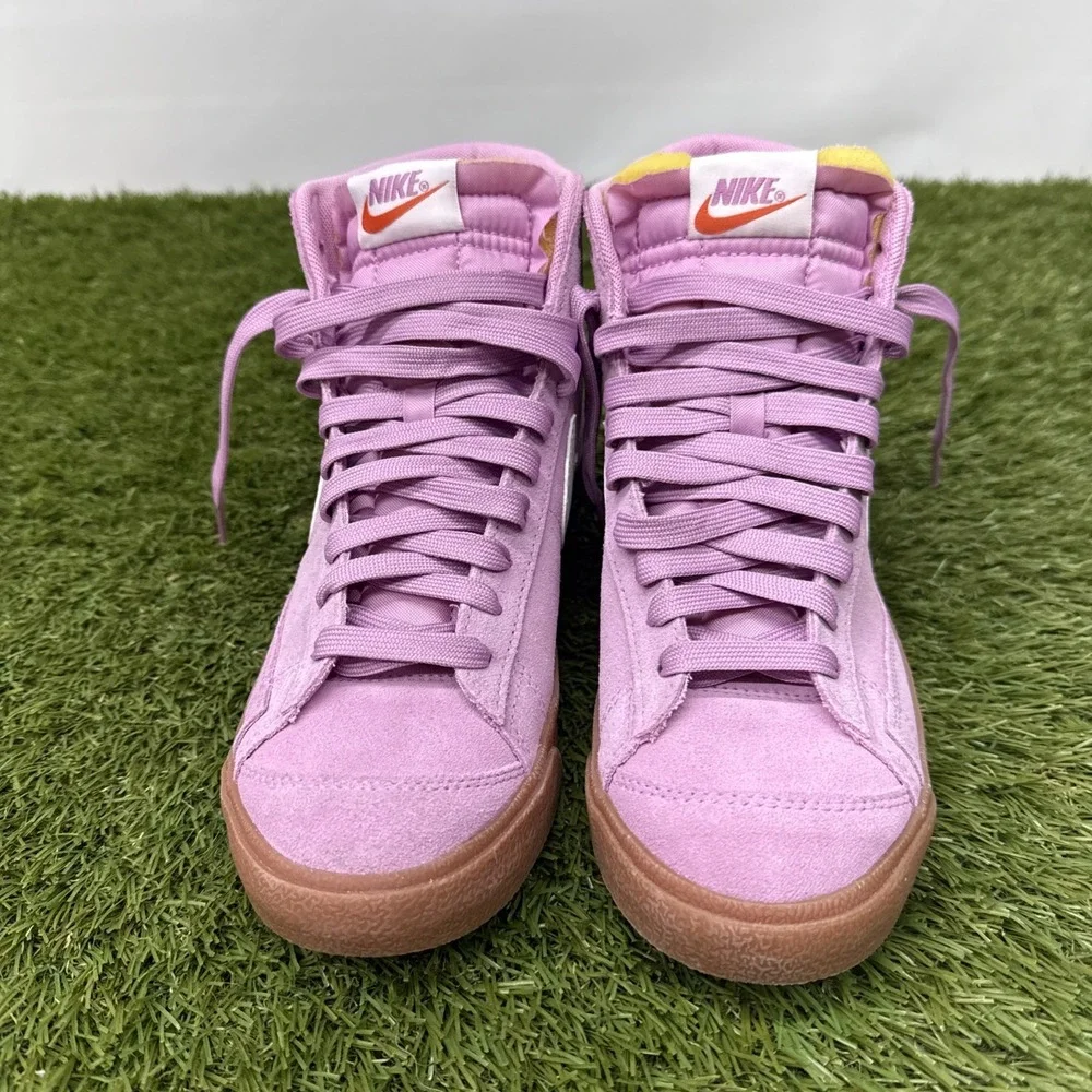 Nwob Nike  Blazer Mid 77 Beyond Pink DB5461-600 Women's Size 8 Pink Suede Gum